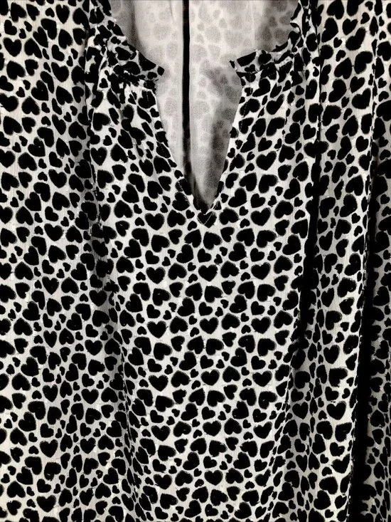 Carolina Belle Woman's Blouse Long Sleeve Animal Print Top Size L Black & White - Picture 8 of 14